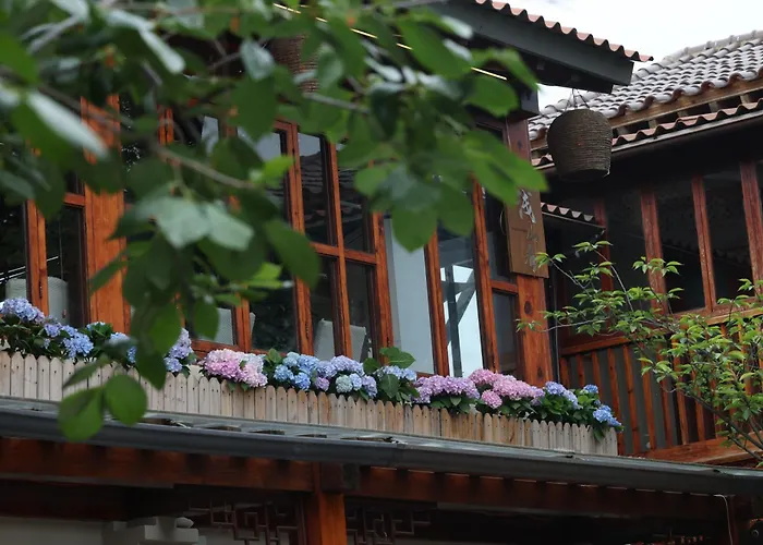 Jingshan Garden Hotel